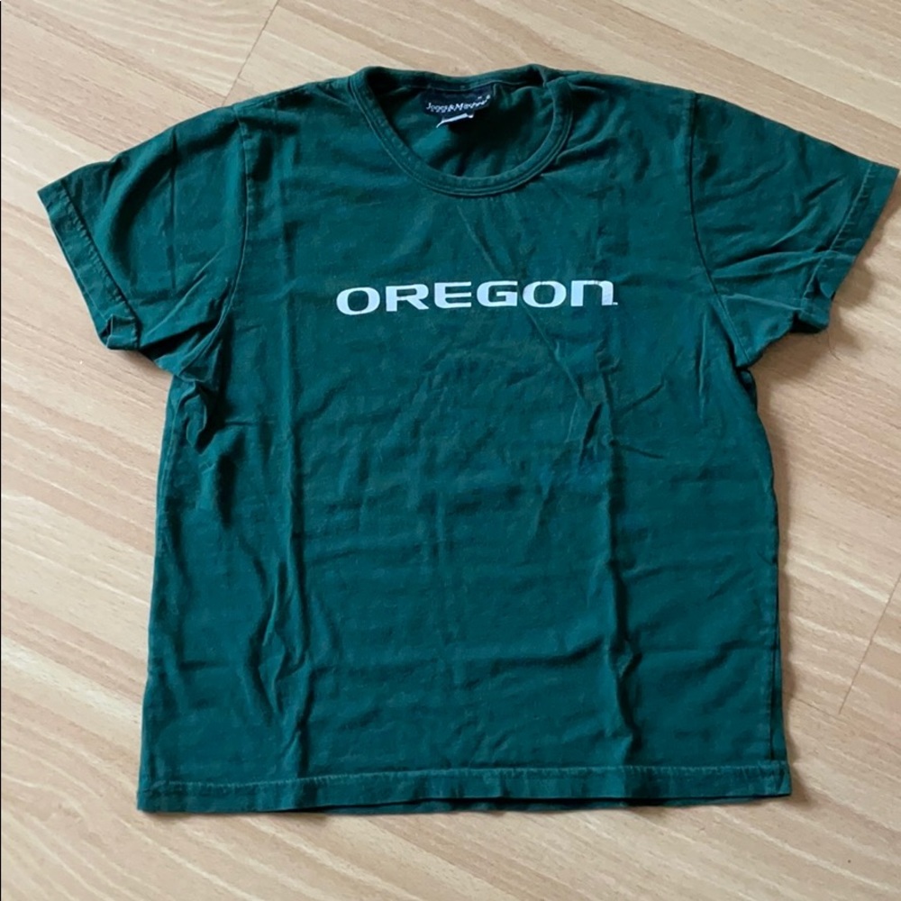 Made in the USA Oregon ducks shirt size medium